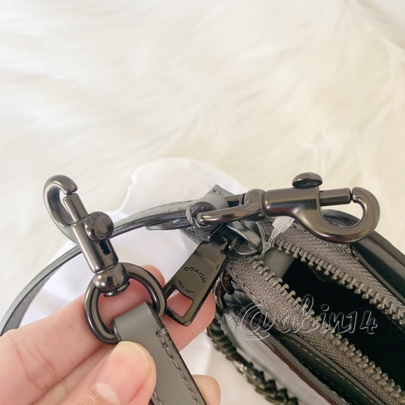 NWT Coach Signature Chain Leather Crossbody Bag - Picture 11 of 14